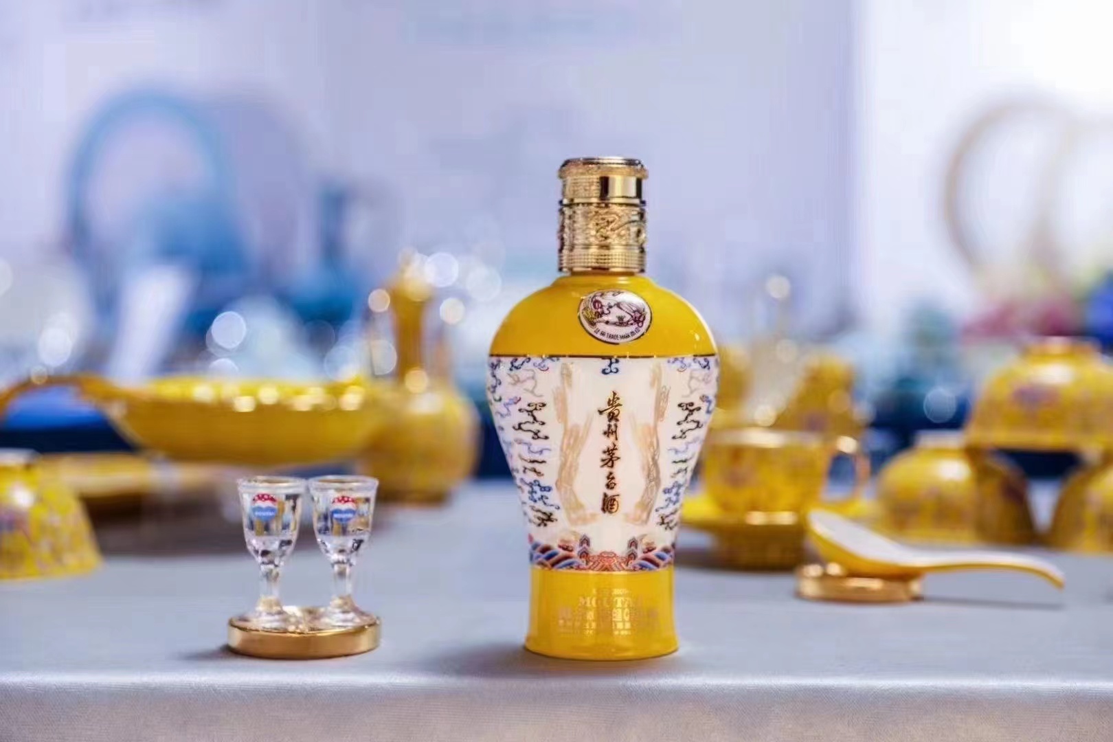 嘉鱼潍坊临朐五十年茅台回收价格哪里回收(附近上门回收茅台酒）?